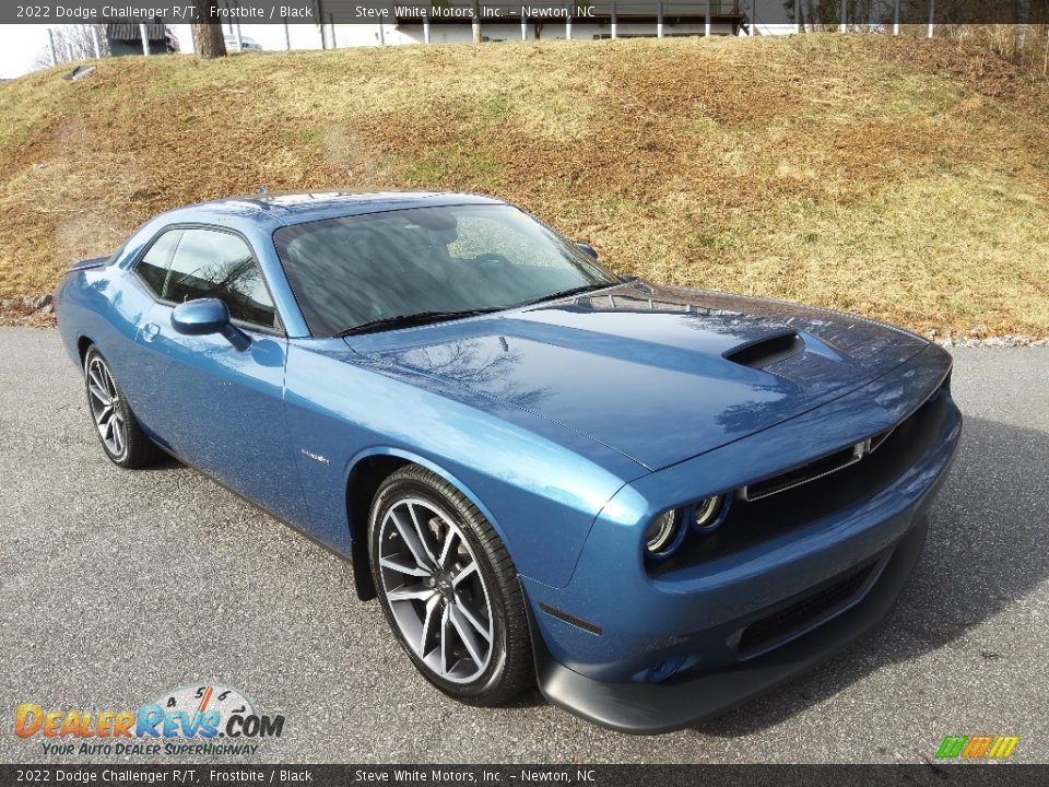 2022 Dodge Challenger R/T Frostbite / Black Photo #4