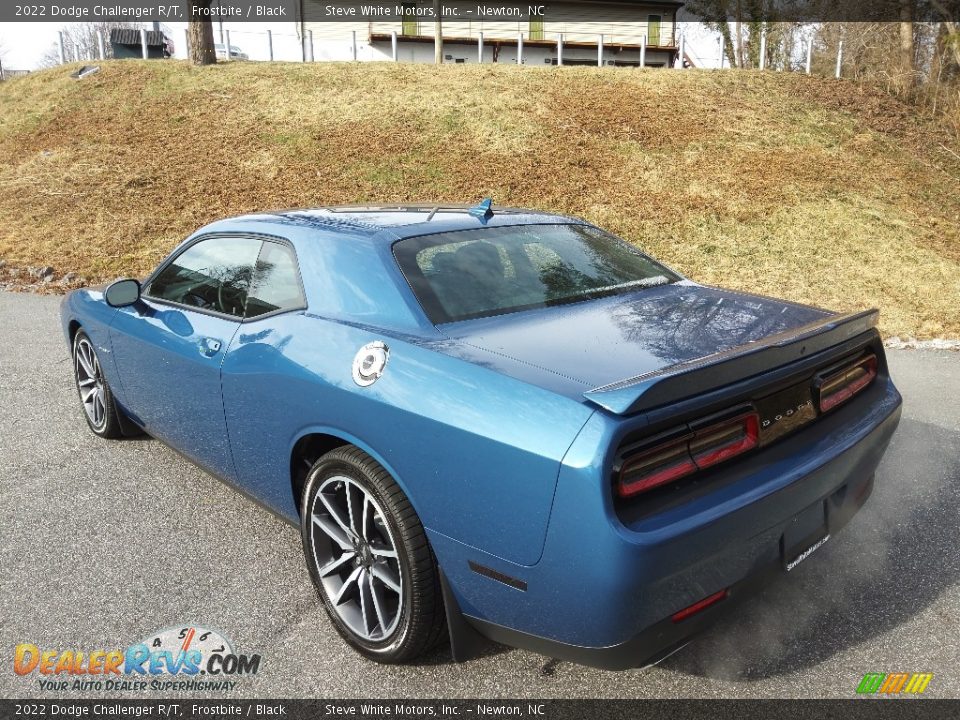 2022 Dodge Challenger R/T Frostbite / Black Photo #8