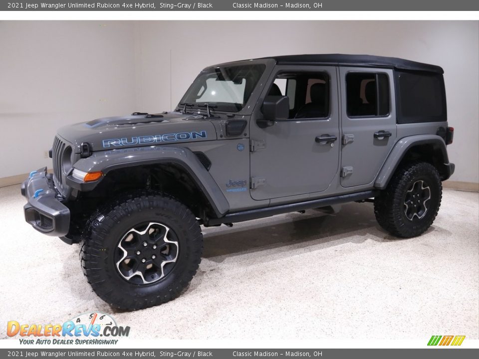 Front 3/4 View of 2021 Jeep Wrangler Unlimited Rubicon 4xe Hybrid Photo #3