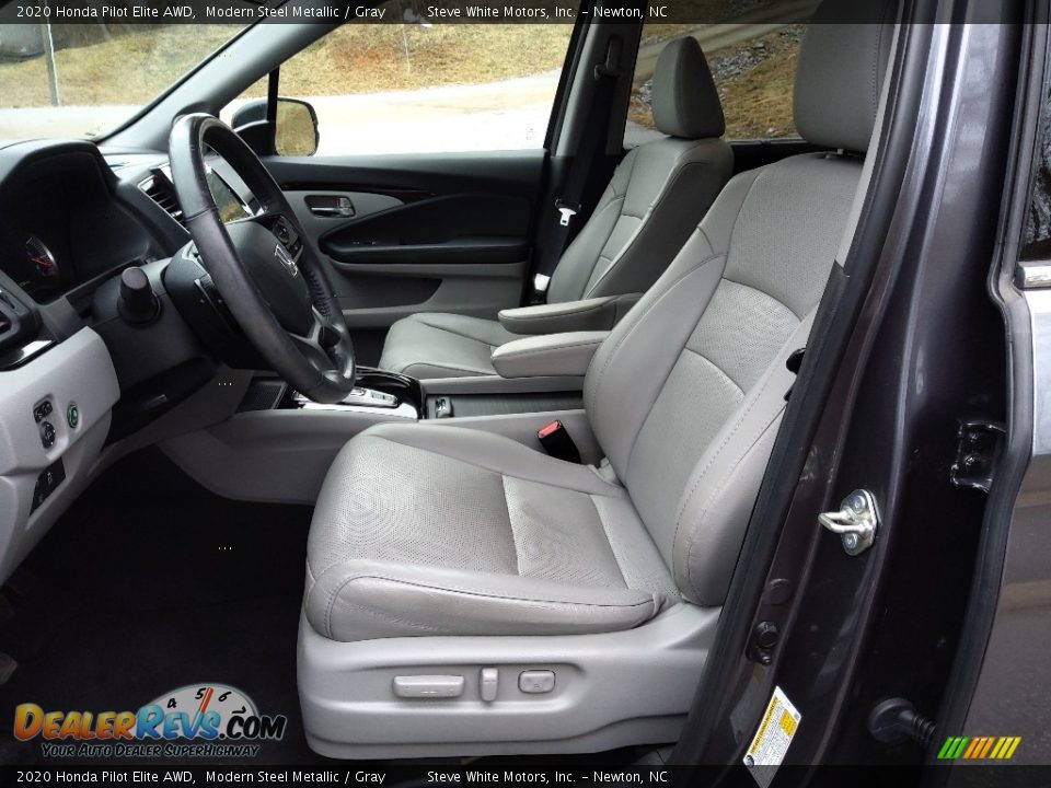 Gray Interior - 2020 Honda Pilot Elite AWD Photo #9