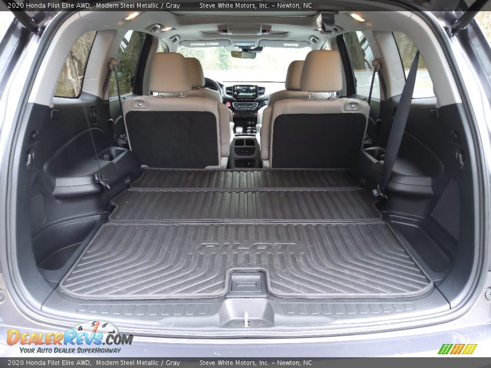 2020 Honda Pilot Elite AWD Trunk Photo #16