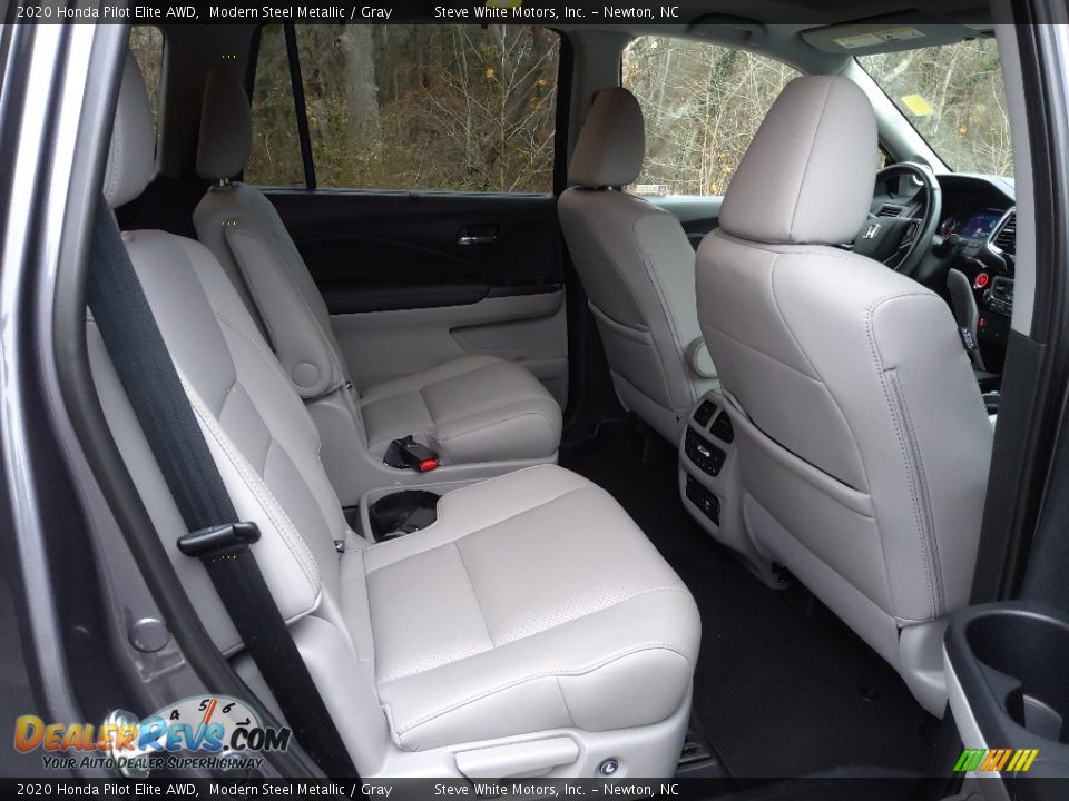 Rear Seat of 2020 Honda Pilot Elite AWD Photo #18