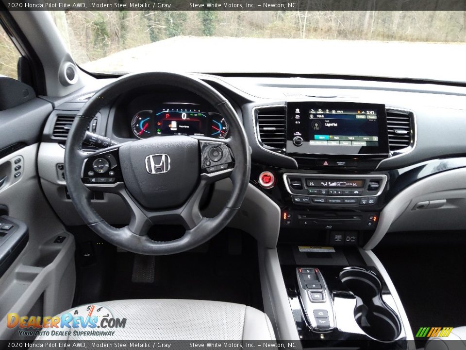 Dashboard of 2020 Honda Pilot Elite AWD Photo #20