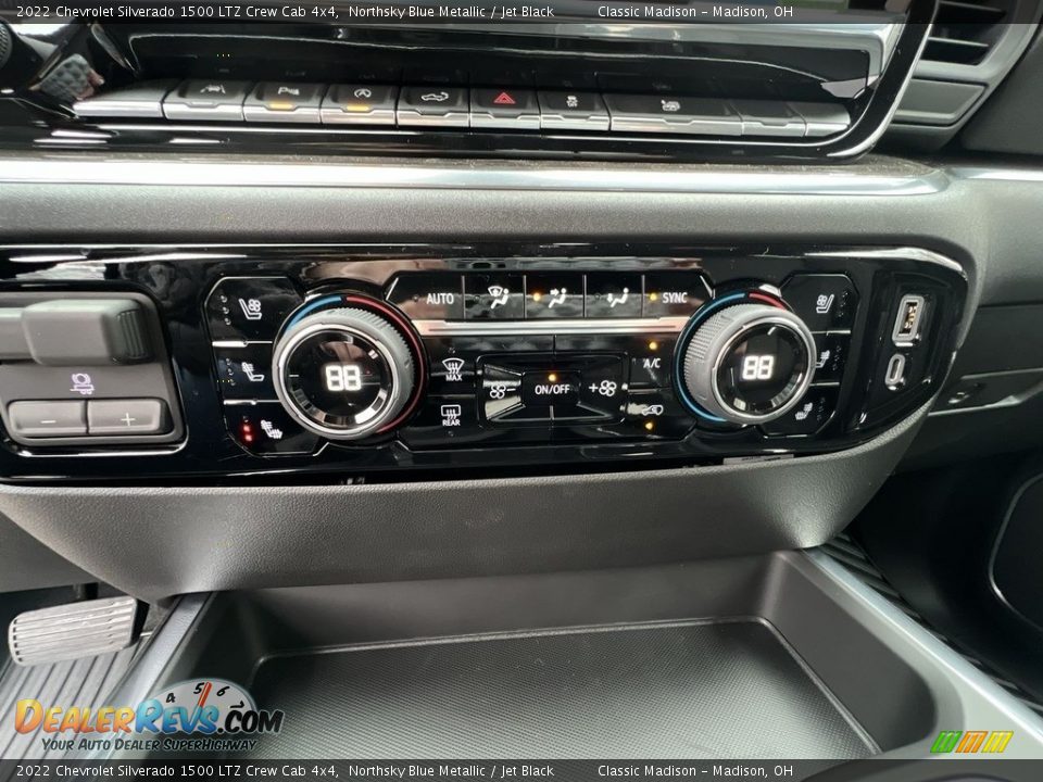 2022 Chevrolet Silverado 1500 LTZ Crew Cab 4x4 Northsky Blue Metallic / Jet Black Photo #13