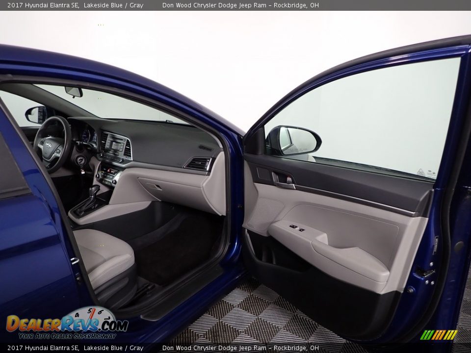 2017 Hyundai Elantra SE Lakeside Blue / Gray Photo #23