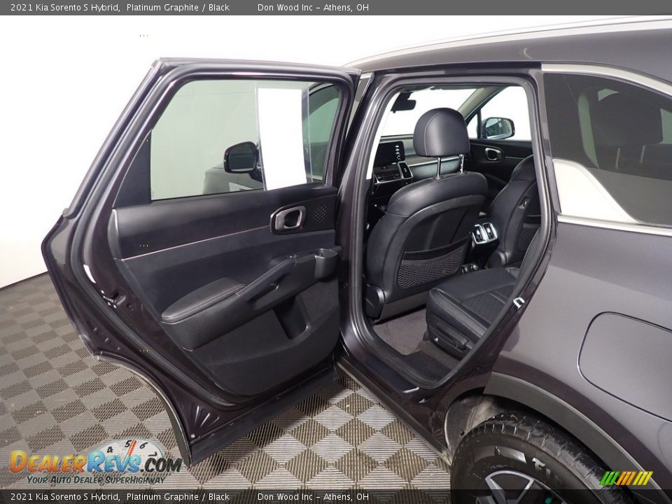 Door Panel of 2021 Kia Sorento S Hybrid Photo #30