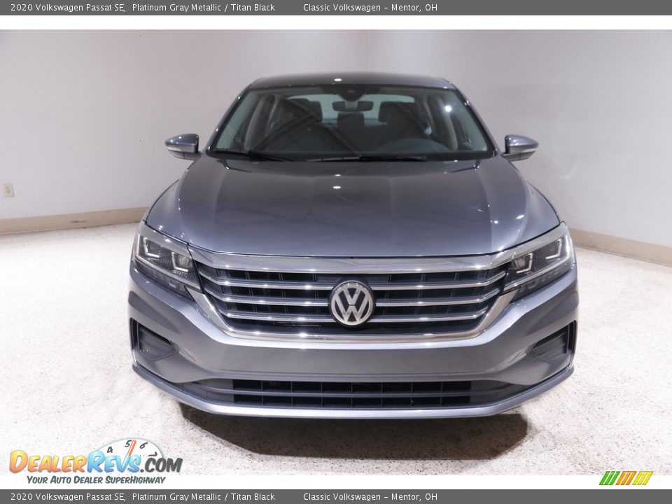 2020 Volkswagen Passat SE Platinum Gray Metallic / Titan Black Photo #2