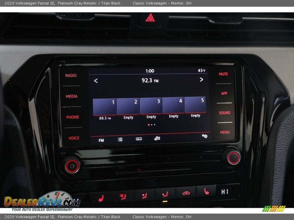 Controls of 2020 Volkswagen Passat SE Photo #10