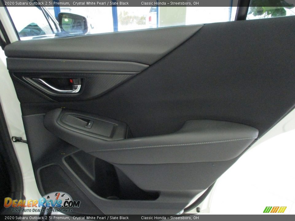 2020 Subaru Outback 2.5i Premium Crystal White Pearl / Slate Black Photo #28