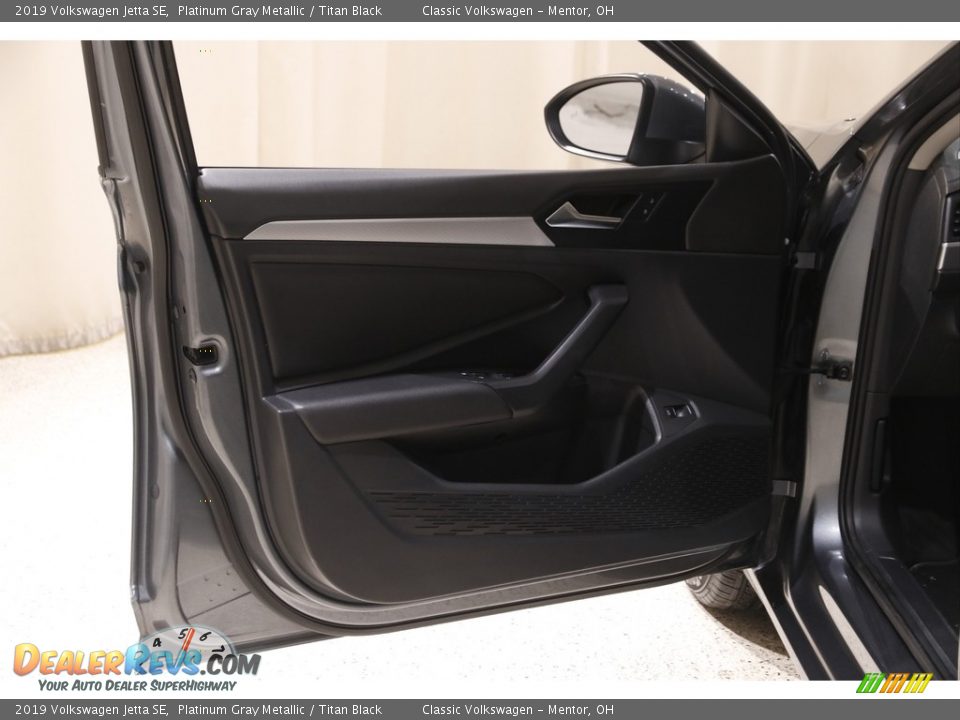 2019 Volkswagen Jetta SE Platinum Gray Metallic / Titan Black Photo #4