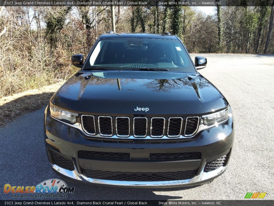 2023 Jeep Grand Cherokee L Laredo 4x4 Diamond Black Crystal Pearl / Global Black Photo #3