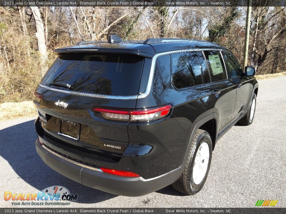 2023 Jeep Grand Cherokee L Laredo 4x4 Diamond Black Crystal Pearl / Global Black Photo #6