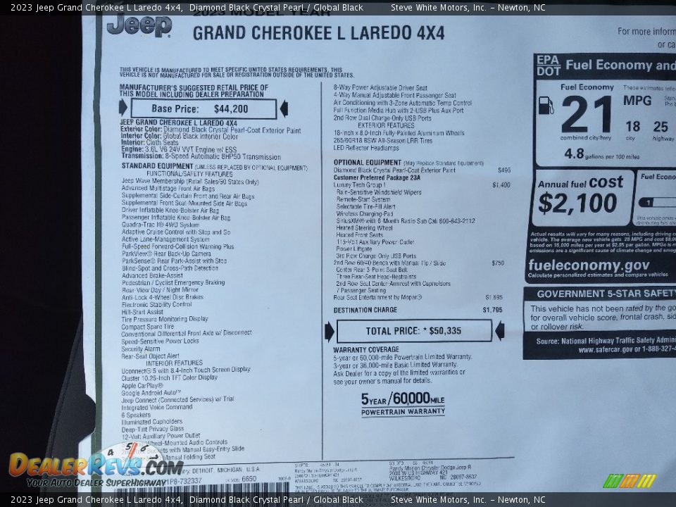 2023 Jeep Grand Cherokee L Laredo 4x4 Diamond Black Crystal Pearl / Global Black Photo #30