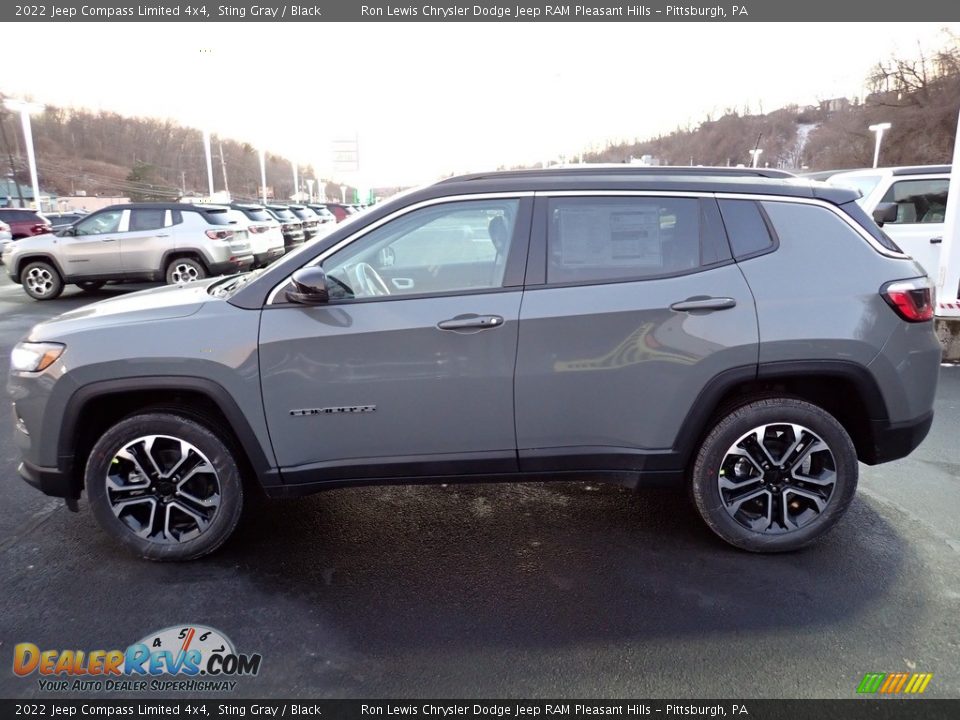 Sting Gray 2022 Jeep Compass Limited 4x4 Photo #2