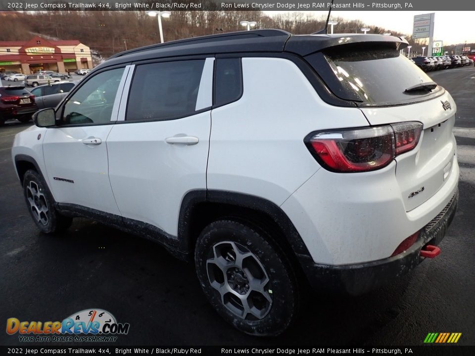 2022 Jeep Compass Trailhawk 4x4 Bright White / Black/Ruby Red Photo #3