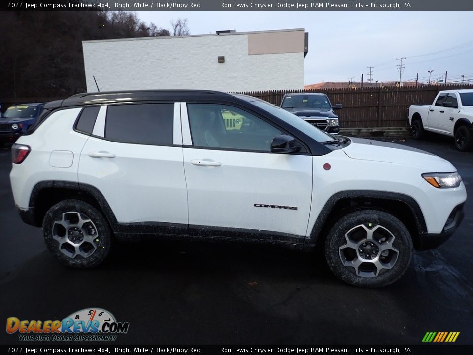 Bright White 2022 Jeep Compass Trailhawk 4x4 Photo #7