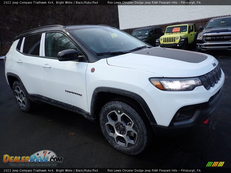 2022 Jeep Compass Trailhawk 4x4 Bright White / Black/Ruby Red Photo #8