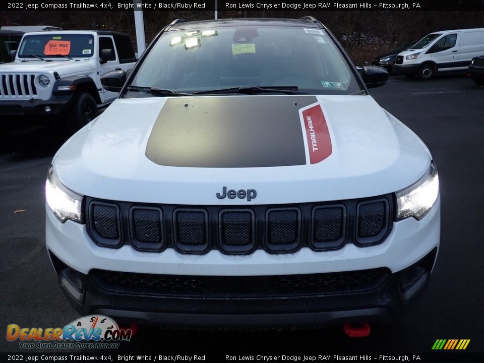 2022 Jeep Compass Trailhawk 4x4 Bright White / Black/Ruby Red Photo #9