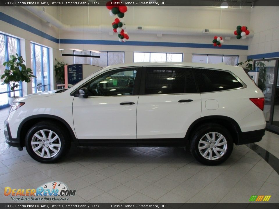 2019 Honda Pilot LX AWD White Diamond Pearl / Black Photo #12