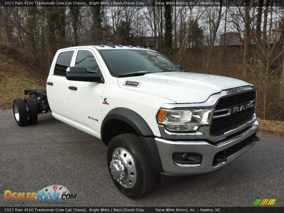 2022 Ram 4500 Tradesman Crew Cab Chassis Bright White / Black/Diesel Gray Photo #4