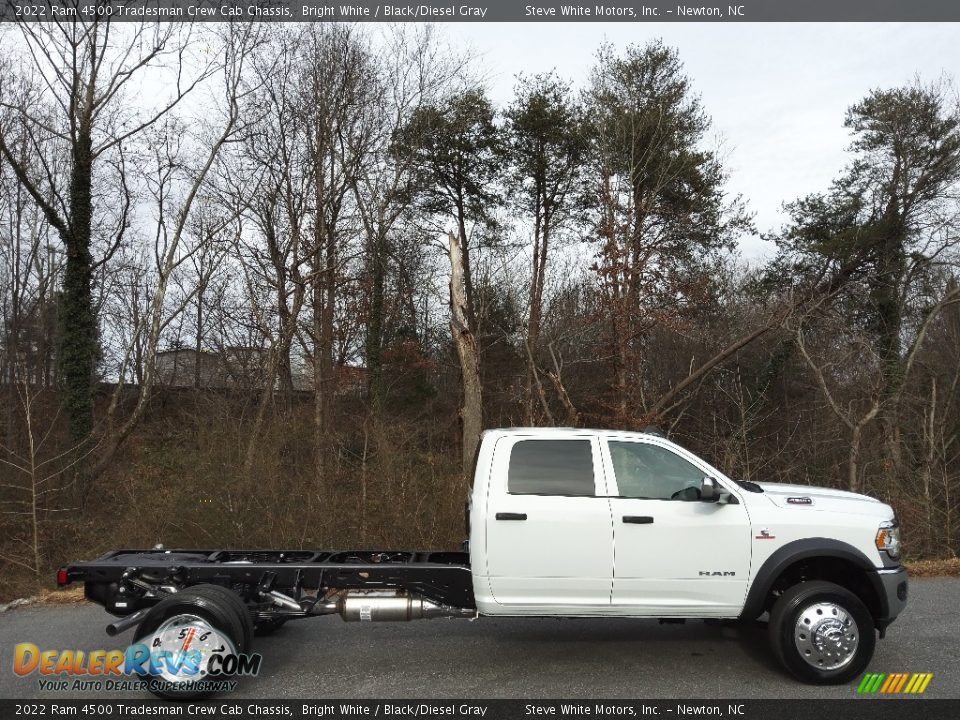 2022 Ram 4500 Tradesman Crew Cab Chassis Bright White / Black/Diesel Gray Photo #5