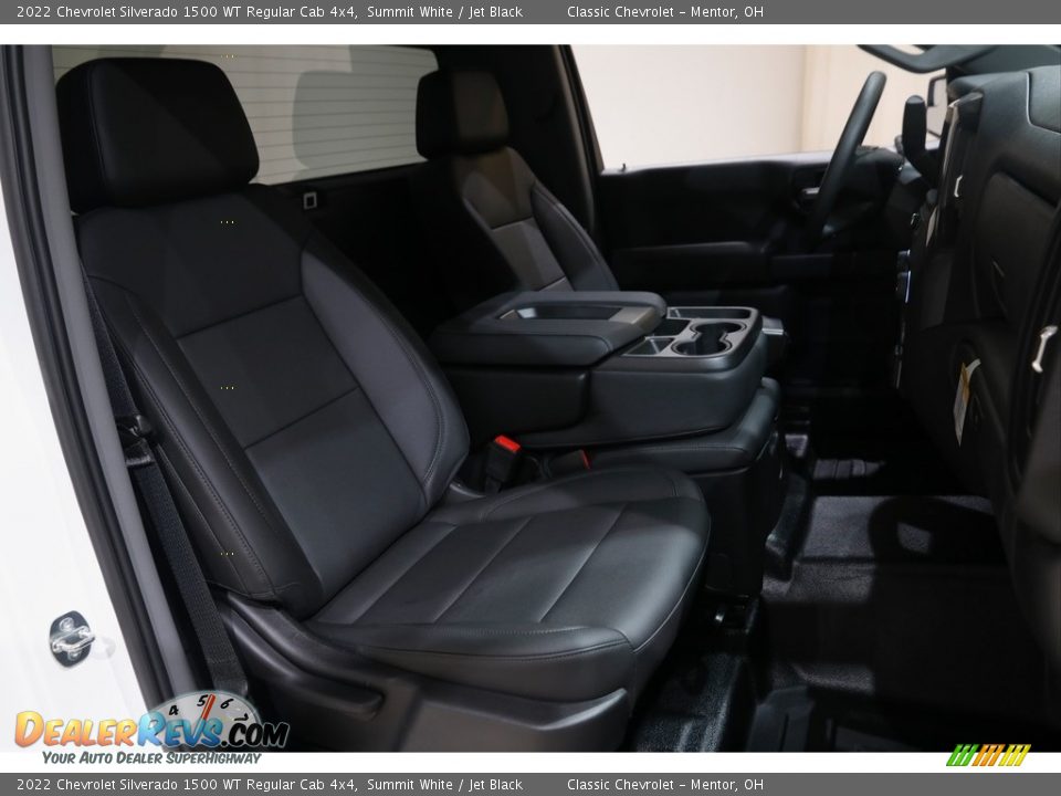 2022 Chevrolet Silverado 1500 WT Regular Cab 4x4 Summit White / Jet Black Photo #16