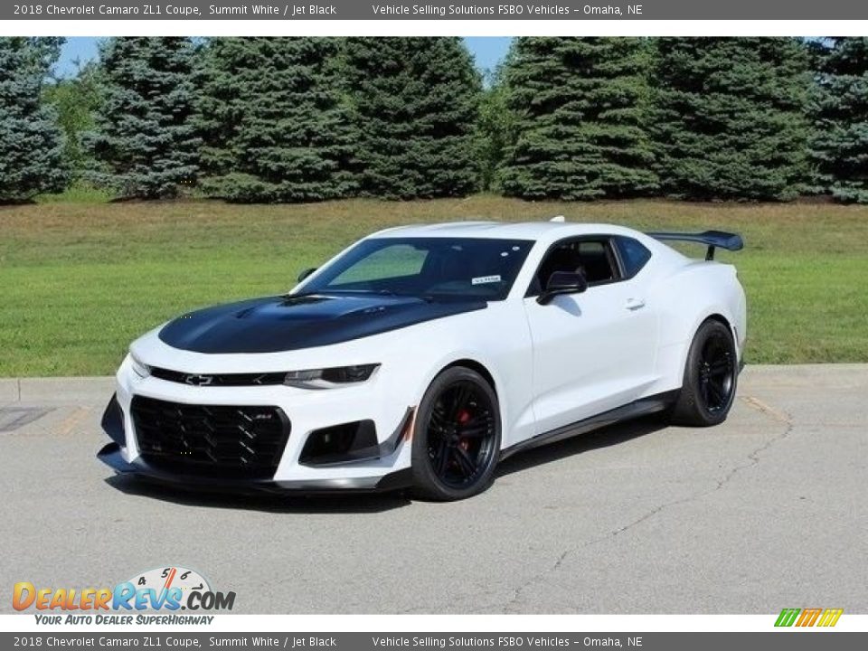 Front 3/4 View of 2018 Chevrolet Camaro ZL1 Coupe Photo #2