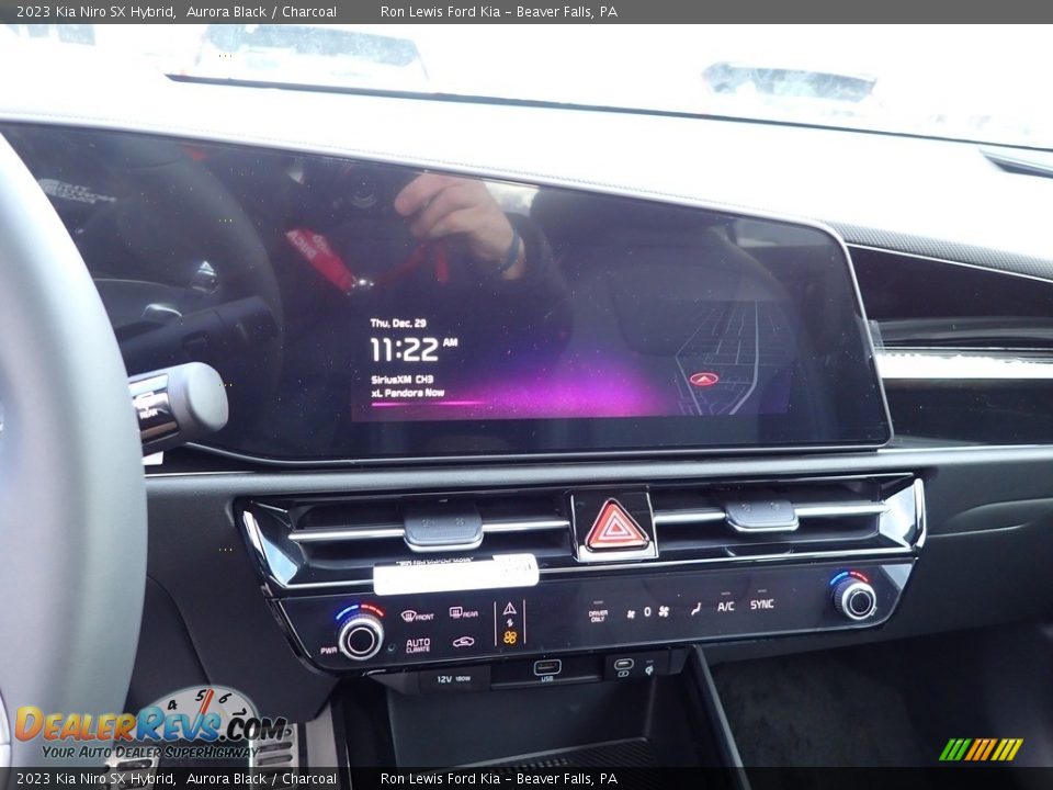 2023 Kia Niro SX Hybrid Aurora Black / Charcoal Photo #18
