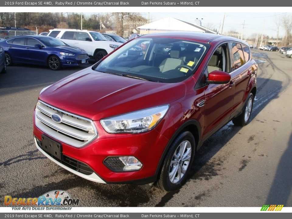 2019 Ford Escape SE 4WD Ruby Red / Chromite Gray/Charcoal Black Photo #1