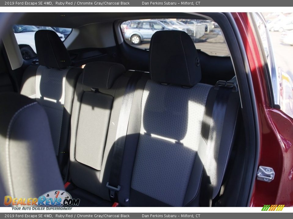 2019 Ford Escape SE 4WD Ruby Red / Chromite Gray/Charcoal Black Photo #12