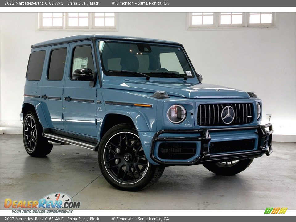 Front 3/4 View of 2022 Mercedes-Benz G 63 AMG Photo #12