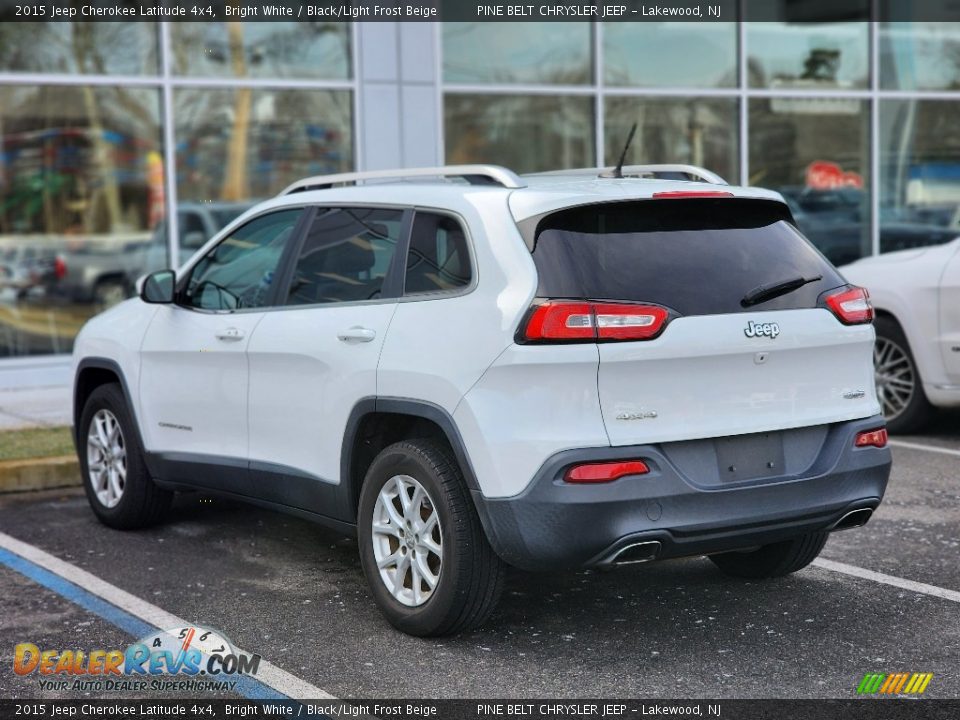 2015 Jeep Cherokee Latitude 4x4 Bright White / Black/Light Frost Beige Photo #10