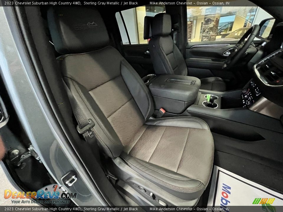 2023 Chevrolet Suburban High Country 4WD Sterling Gray Metallic / Jet Black Photo #30