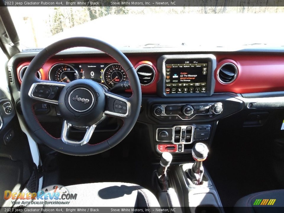 2023 Jeep Gladiator Rubicon 4x4 Bright White / Black Photo #18