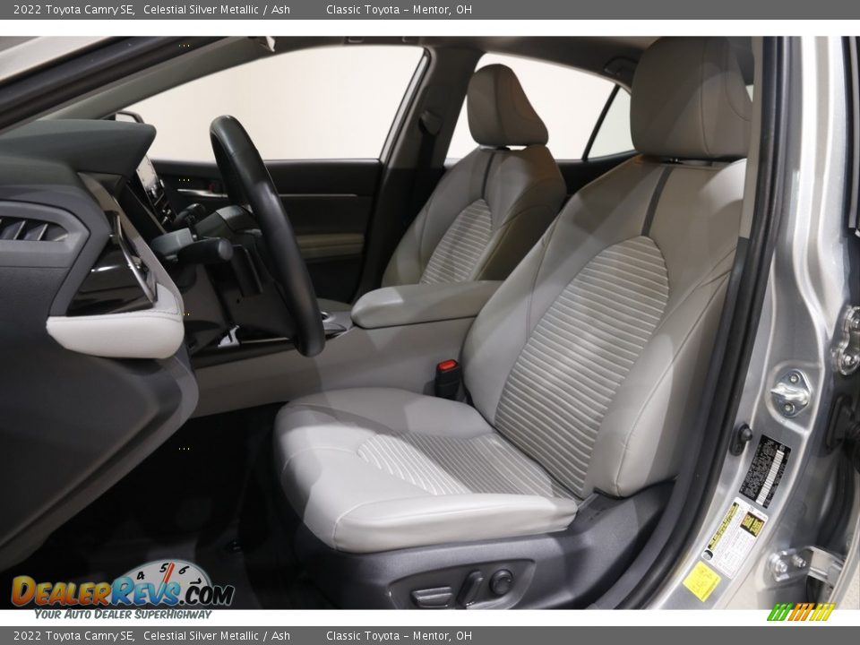 Front Seat of 2022 Toyota Camry SE Photo #5