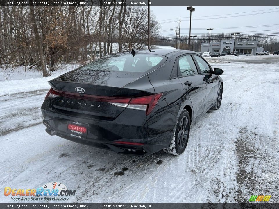 2021 Hyundai Elantra SEL Phantom Black / Black Photo #4
