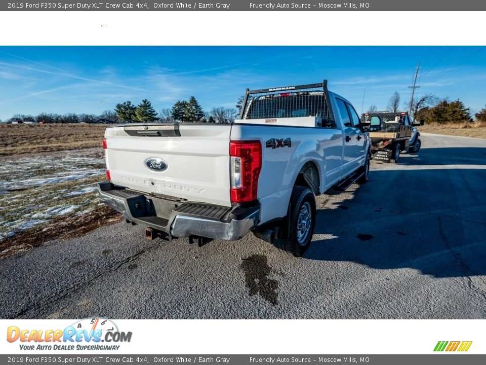 2019 Ford F350 Super Duty XLT Crew Cab 4x4 Oxford White / Earth Gray Photo #4