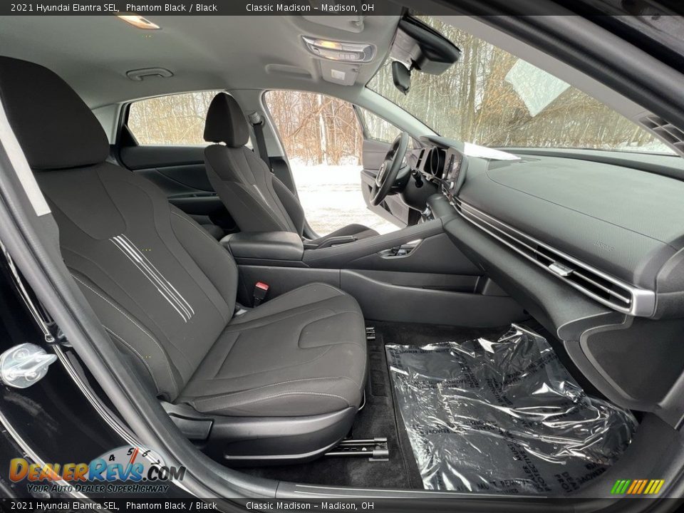 2021 Hyundai Elantra SEL Phantom Black / Black Photo #18