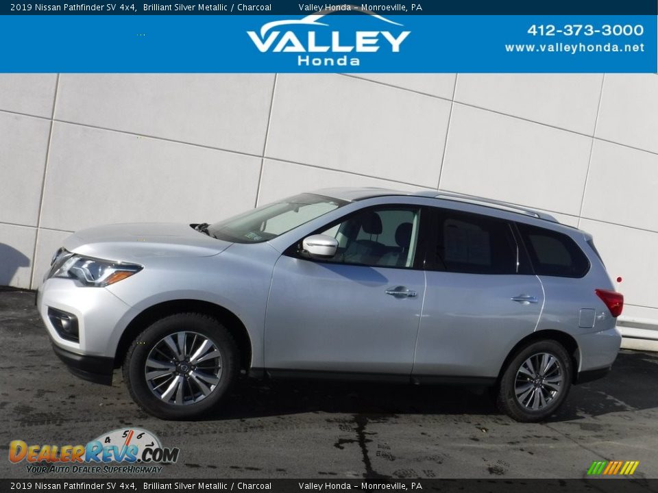 2019 Nissan Pathfinder SV 4x4 Brilliant Silver Metallic / Charcoal Photo #2