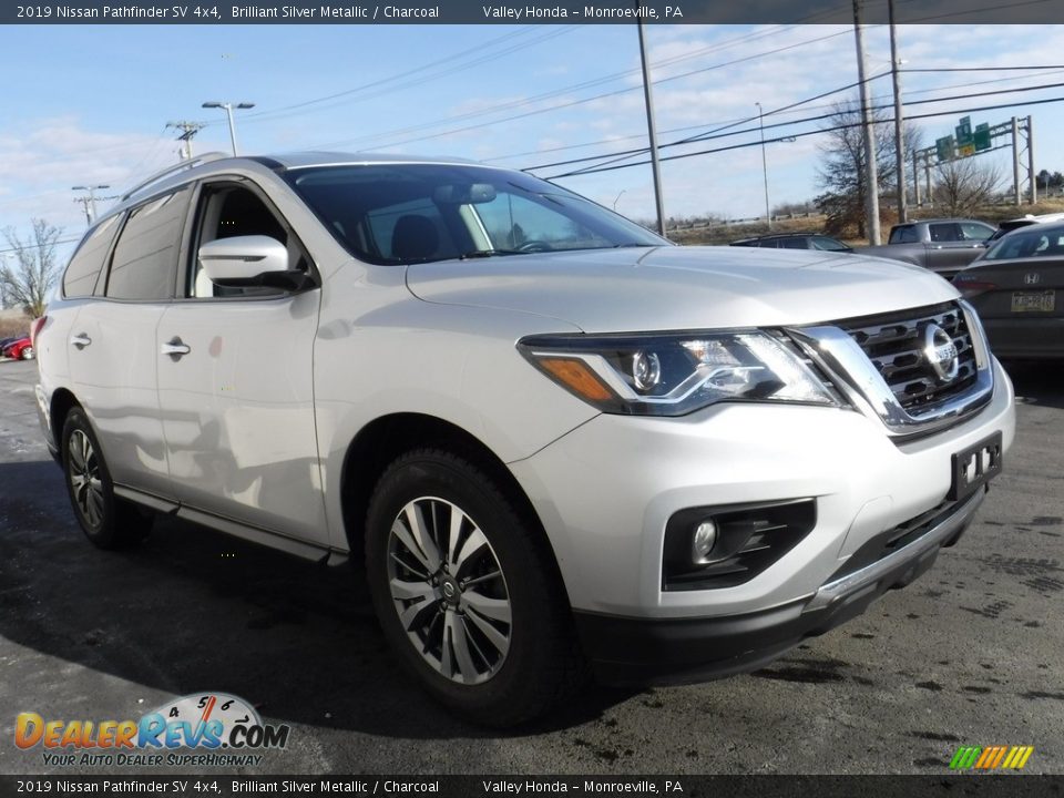 2019 Nissan Pathfinder SV 4x4 Brilliant Silver Metallic / Charcoal Photo #5