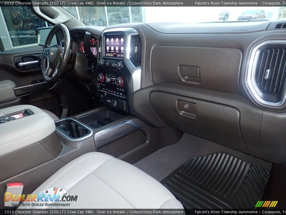 2019 Chevrolet Silverado 1500 LTZ Crew Cab 4WD Silver Ice Metallic / Gideon/Very Dark Atmosphere Photo #12