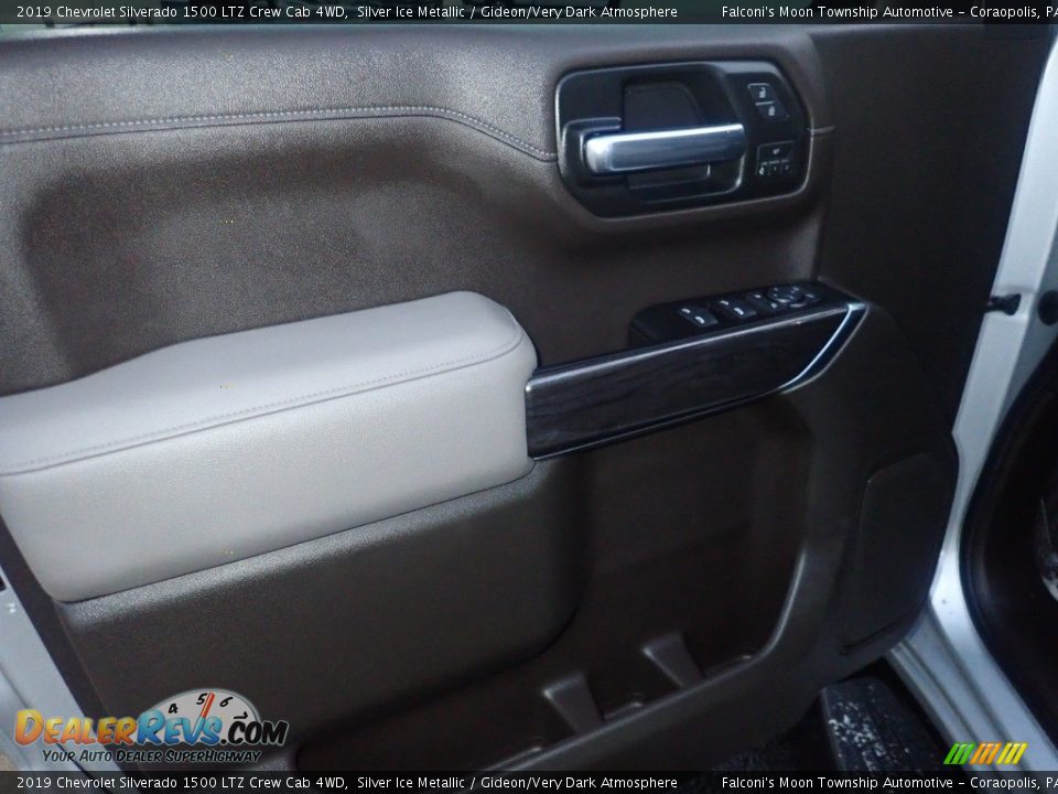 2019 Chevrolet Silverado 1500 LTZ Crew Cab 4WD Silver Ice Metallic / Gideon/Very Dark Atmosphere Photo #22