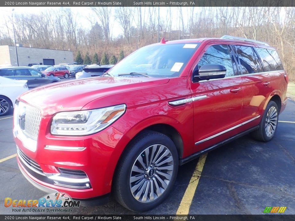 Front 3/4 View of 2020 Lincoln Navigator Reserve 4x4 Photo #1