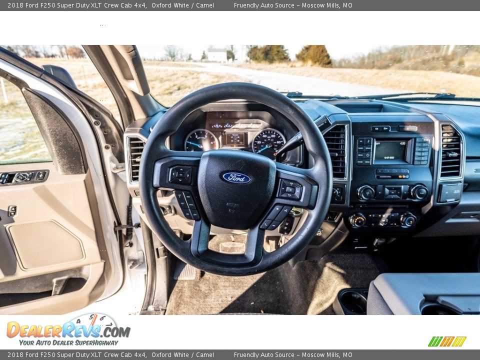 2018 Ford F250 Super Duty XLT Crew Cab 4x4 Oxford White / Camel Photo #26