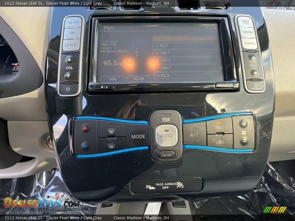 2012 Nissan LEAF SV Glacier Pearl White / Light Gray Photo #13