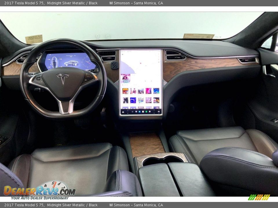 Dashboard of 2017 Tesla Model S 75 Photo #15