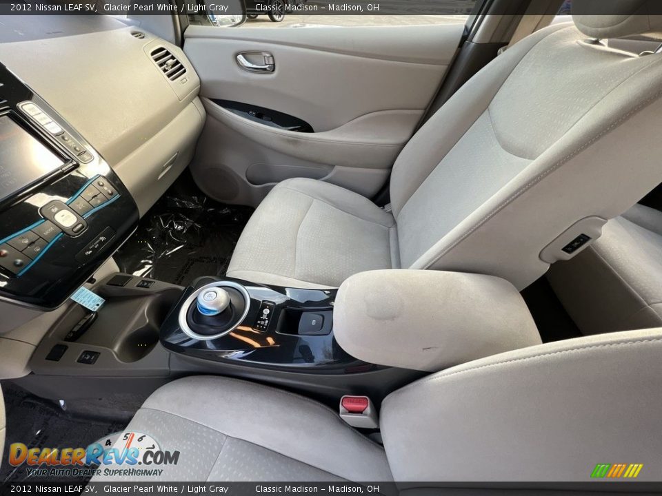 2012 Nissan LEAF SV Glacier Pearl White / Light Gray Photo #15