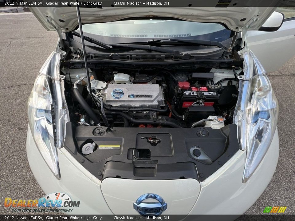 2012 Nissan LEAF SV Glacier Pearl White / Light Gray Photo #19