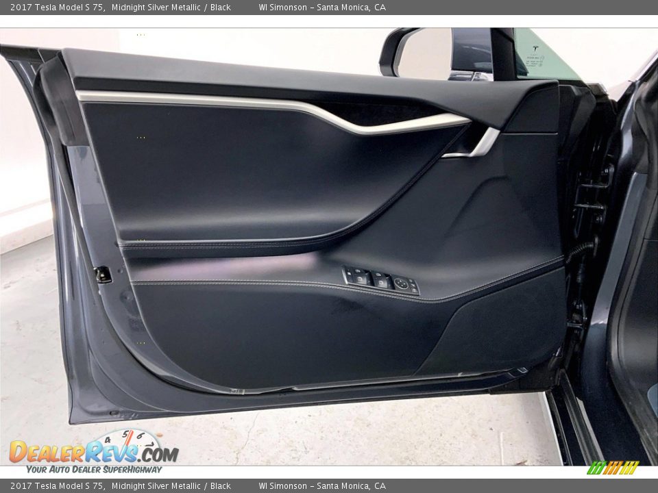 Door Panel of 2017 Tesla Model S 75 Photo #26