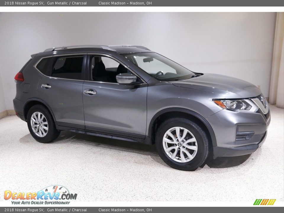 Gun Metallic 2018 Nissan Rogue SV Photo #1
